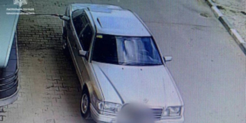 У Тернополі водій легкового авто заправився не розрахувався за пальне