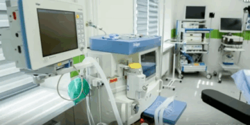 У Тернопільській лікарні відкрили оновлену мультидисциплінарну операційну