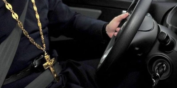 На Кременеччині поліція затримала за кермом п’яного священника УПЦ МП