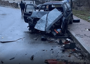 Смертельна аварія сталася сьогодні у місті Збараж – загинув водій Volkswagen