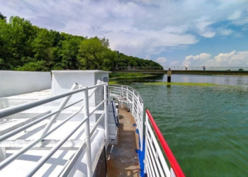 На Великдень тернопільські теплоходи запрошують на прогулянки ставом