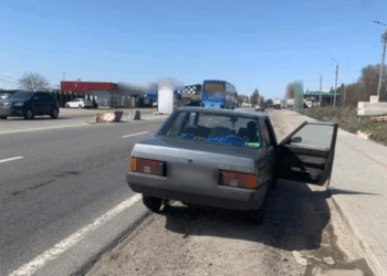 На блокпостах Тернополя зупинили відразу двох водіїв “під кайфом”