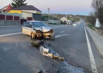 Автомобіль потрощений, а водієві хоч би що: п’яний “шумахер” у Смиківцях, неподалік Тернополя, скоїв ДТП