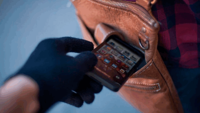 На Тернопільщині пенсіонер вкрав у дитини смартфон