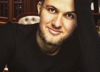 Початок правосуддя над псевдоволонтерами Козаками – 8 автомобілів братів вже завтра відправляться бійцям на Луганщину