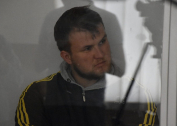 «Я не такий чорний, яким мене «малює» слідство. Я взагалі не чорний. Гроші, які вилучили в мене вдома, я тримав для купівлі наступних автомобілів…», – затриманий «волонтер» Андрій Козак