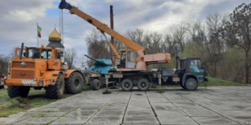 На Тернопільщині від початку повномасштабного вторгнення демонтували 13 радянських памʼятників