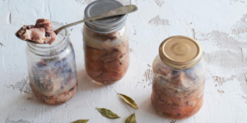 На Тернопільщині жінка померла від домашньої тушонки