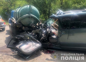 У Микулинцях внаслідок ДТП з вантажівкою травмувався водій «Тойоти»