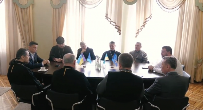 Голова Тернопільської обласної ради обговорив з духовенством краю долю церков московського патріархату