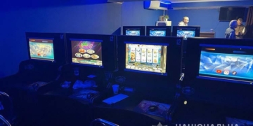 У Тернополі викрили мережу підпільних гральних закладів – вилучили понад 100 комп’ютерів