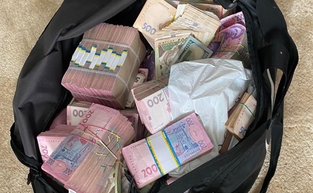 Тернополянка, яка в’їхала в Катедру, за, майже, 50 тисяч гривень вийшла з-під варти