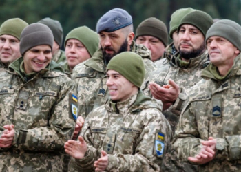 Верховна Рада України продовжила дію військового стану та загальної мобілізації до 23 серпня, кого можуть призвати?