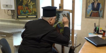 Нове життя давнім іконам дає священник з Тернопільщини