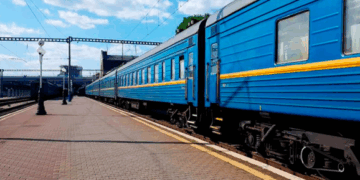 Через ракетні обстріли потяги, котрі курсують через Тернопіль, рухаються із затримкою