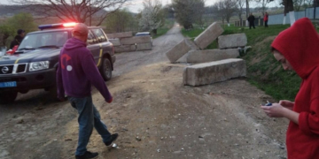 На Тернопільщині п’яний водій на швидкості в’їхав у бетонні блоки блокпосту