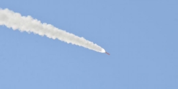 Одна з найбільших атак на сусідню з Тернопільською область: ракети пошкодили залізничну інфраструктуру