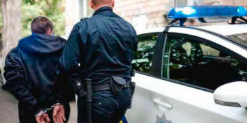 Побили, а потім із викраденим майном і грошима втекли на таксі, – Санта-Барбара по-Бережанськи