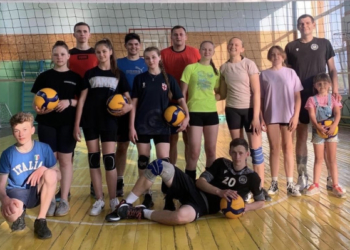 Волейбольний клуб «Бучачагрохлібпром» пропонує дітям безкоштовні тренування з волейболу