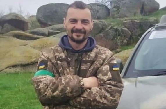 Сьогодні Тернопільщина прощається із Володимиром Мордасом. Військовому було 40 років