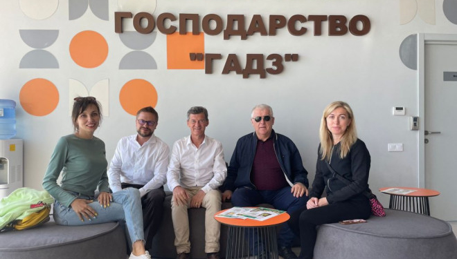 ФГ «Гадз» та ТзОВ «Бучачагрохлібпром», на Тернопільщзині, відвідали представники банку Credit Agricole