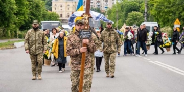 Тернопіль прощається з Героєм Ярославом Кондратюком, який загинув від артилерійського обстрілу під Запоріжжям