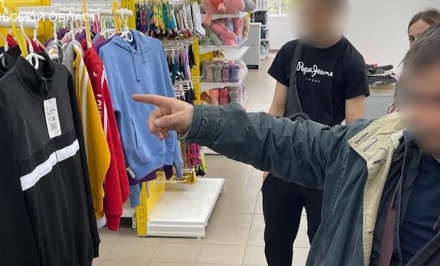 На «Східному», у Тернополі, перехожі допомогли затримати грабіжника