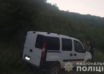 У Теребовлі 28 річний чоловік украв автомобіль, проте далеко не заїхав, авто зламалося