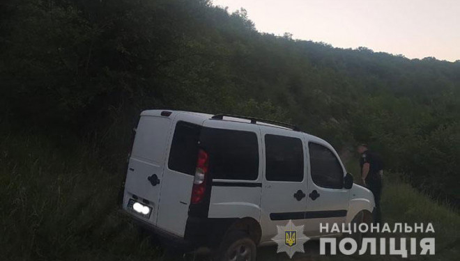 У Теребовлі 28 річний чоловік украв автомобіль, проте далеко не заїхав, авто зламалося