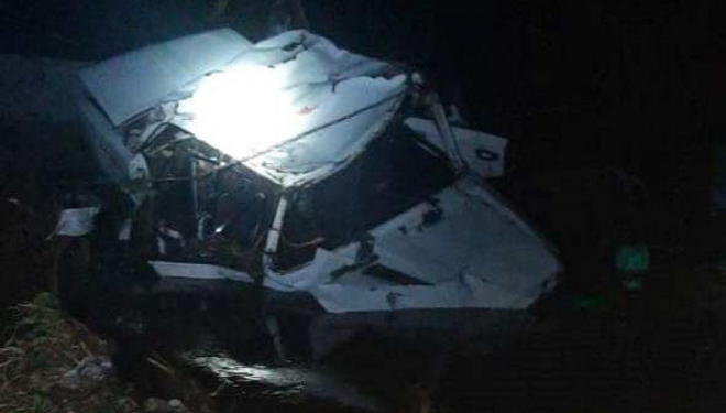 На Бучаччині вода знесла з дороги автомобіль: знайшли тіло водія та двох 13-річних дівчат