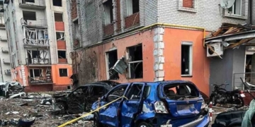 Троє людей, поранених під час ракетного удару по Чорткову на Тернопільщині, досі у лікарні