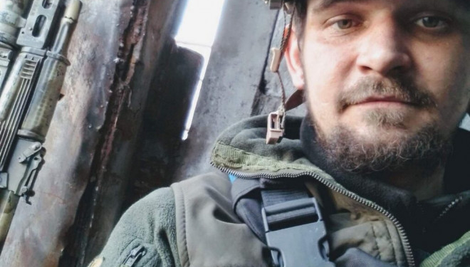 У Тернополі прощаються з Героєм, Даниїлом Сафоновим, – тіло загиблого, ще на початку травня, у Азовсталі, вдалося доставити лише зараз