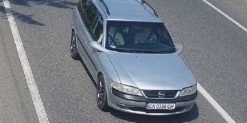 У Тернополі розшукують винуватця ДТП, водій втік з місця аварії