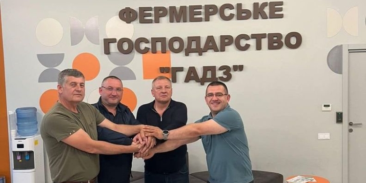 Представники аграрного комітету відвідали фермерське господарство «ГАДЗ» на Бучаччині