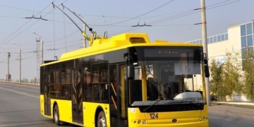 Під час повітряної тривоги рух громадського транспорту Тернополя не припинятиметься, проте бажаючі зможуть вийти в найближче укриття