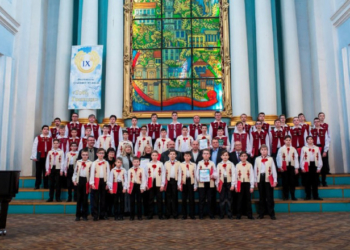 Відома на росії пісня виявилась вкраденою в українців, – хорова капела «Дударик» презентувала пісню із проєкту «Прийняття»