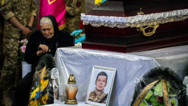 У Тернополі провели в останню путь воїна Ігоря Гесюка