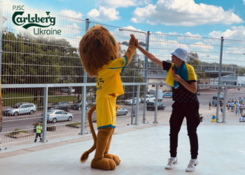 ТМ «Львівське» створила домашню атмосферу на матчах збірної України з футболу в Польщі