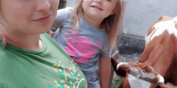 «Вже не помремо з голоду»: сім’я з чотирма дітьми з Харківщини веде господарку на хуторі біля Чорткова