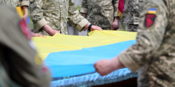 У Тернополі поховали 34-річного журналіста Віталія Дереха