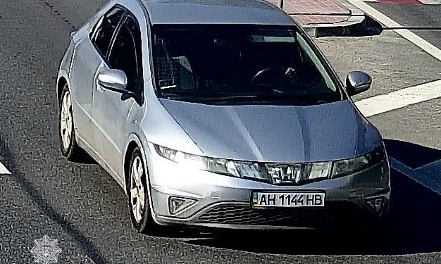 Поліція Тернопільщини розшукує водійку автомобіля Honda Civic АН 1144 НВ