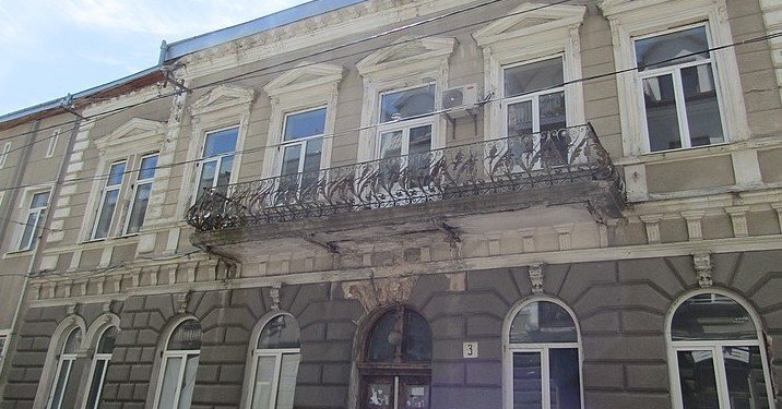 В організації незаконної приватизації історичної будівлі у центрі м. Тернополя вартістю понад 30 млн грн підозрюють ексзаступника мера