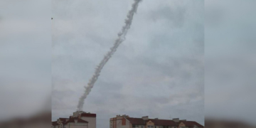 Тих, хто зніматиме ракетні обстріли, вважатимуть корегувальниками вогню, – повідомили у Тернопільській ОВА