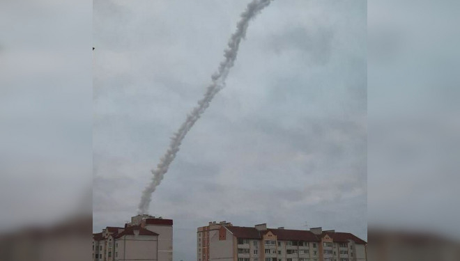 Тих, хто зніматиме ракетні обстріли, вважатимуть корегувальниками вогню, – повідомили у Тернопільській ОВА