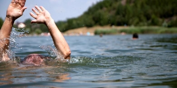 Трагедія на ставку у Збаражі, – місцева жителька виявила тіло чоловіка