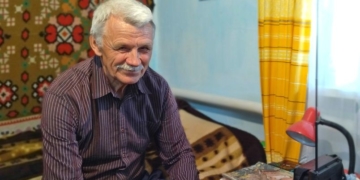 Пенсіонер Віктор Чайка пройшов пішки 250 кілометрів, рятуючись від окупантів, волонтери допомогли йому знайти прихисток на Тернопільщині