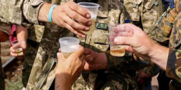 У Тернополі суд оштрафував військового, за пиятику в військовій частині, на 3655 грн