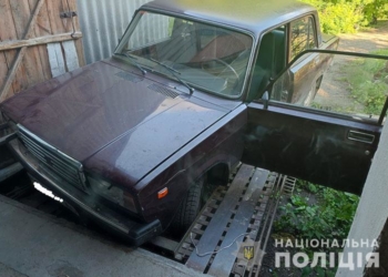 20-річний хлопець на Лановеччині вкрав жигулі та злетів на них з естакади