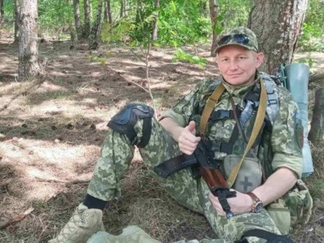 Чорна звістка прийшла в Борщівську громаду: під час ракетного обстрілу м. Часів Яр загинув Герой з Тернопільщини Андрій Михальов