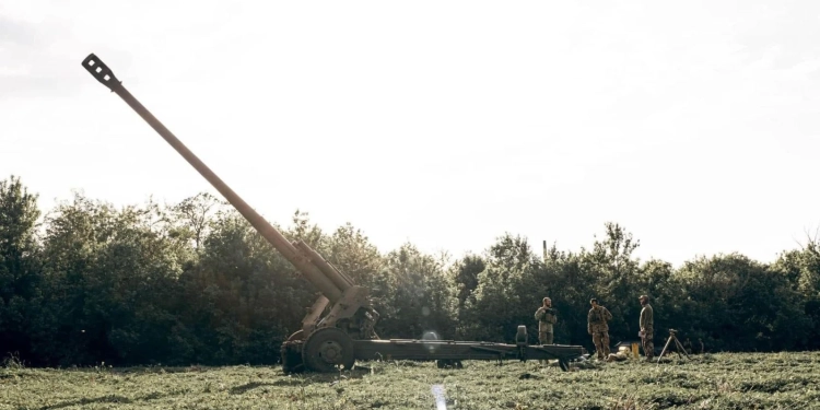 Бійці славетної 44-ї артбригади оприлюднили чергове відео, як «випалюють» орків з нашої землі